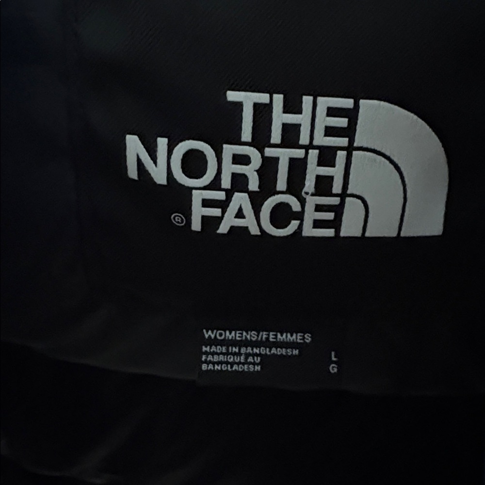 The North Face Black Puffer Jacket Size L Winter Coat Warm Zip - Picture 2 of 4